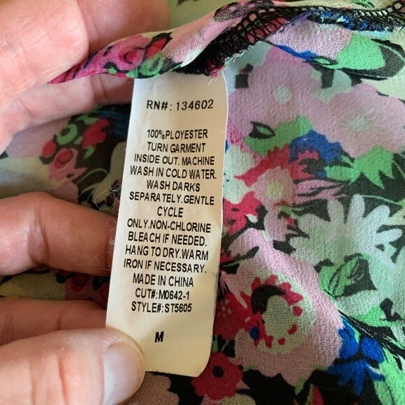 Maeve Anthropologie Black Sheer Multicolored Floral Cold Shoulder Top Size M - Picture 10 of 13